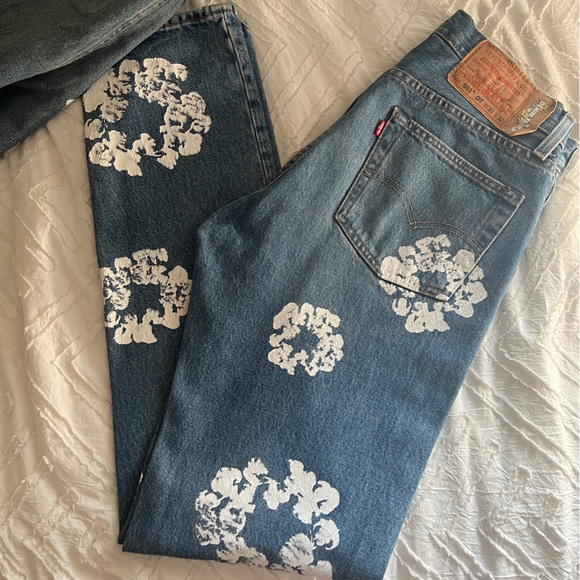 パンツ 32 DENIM TEARS LEVI'S COTTON WREATH JEAN Denim Tears x Levi's Cotton Wreath-print straight-leg Jeans